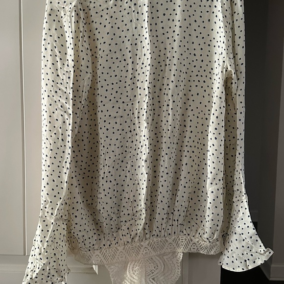 Intimately Free People Ruffle Sleeve V Neck Lace Bottom Bodysuit Size M - Picture 2 of 7